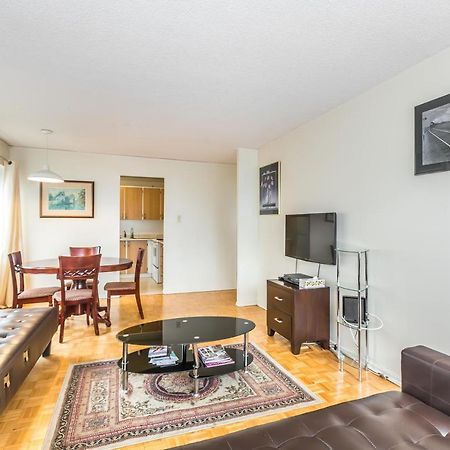 Toronto Furnished Living-Gerard Appartement Buitenkant foto