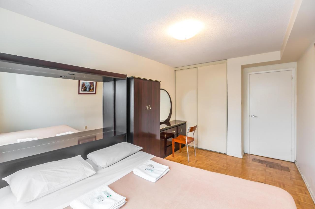 Toronto Furnished Living-Gerard Appartement Buitenkant foto