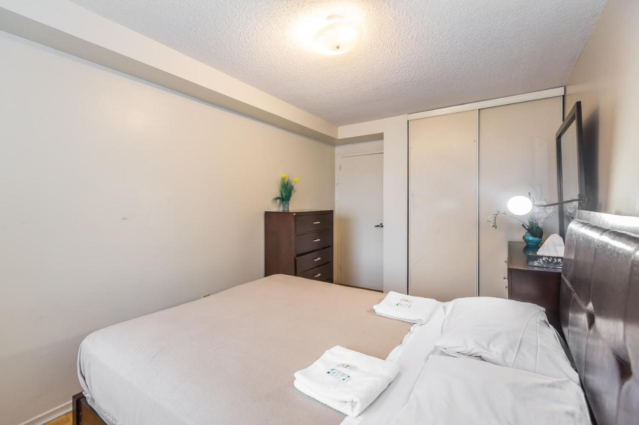 Toronto Furnished Living-Gerard Appartement Buitenkant foto