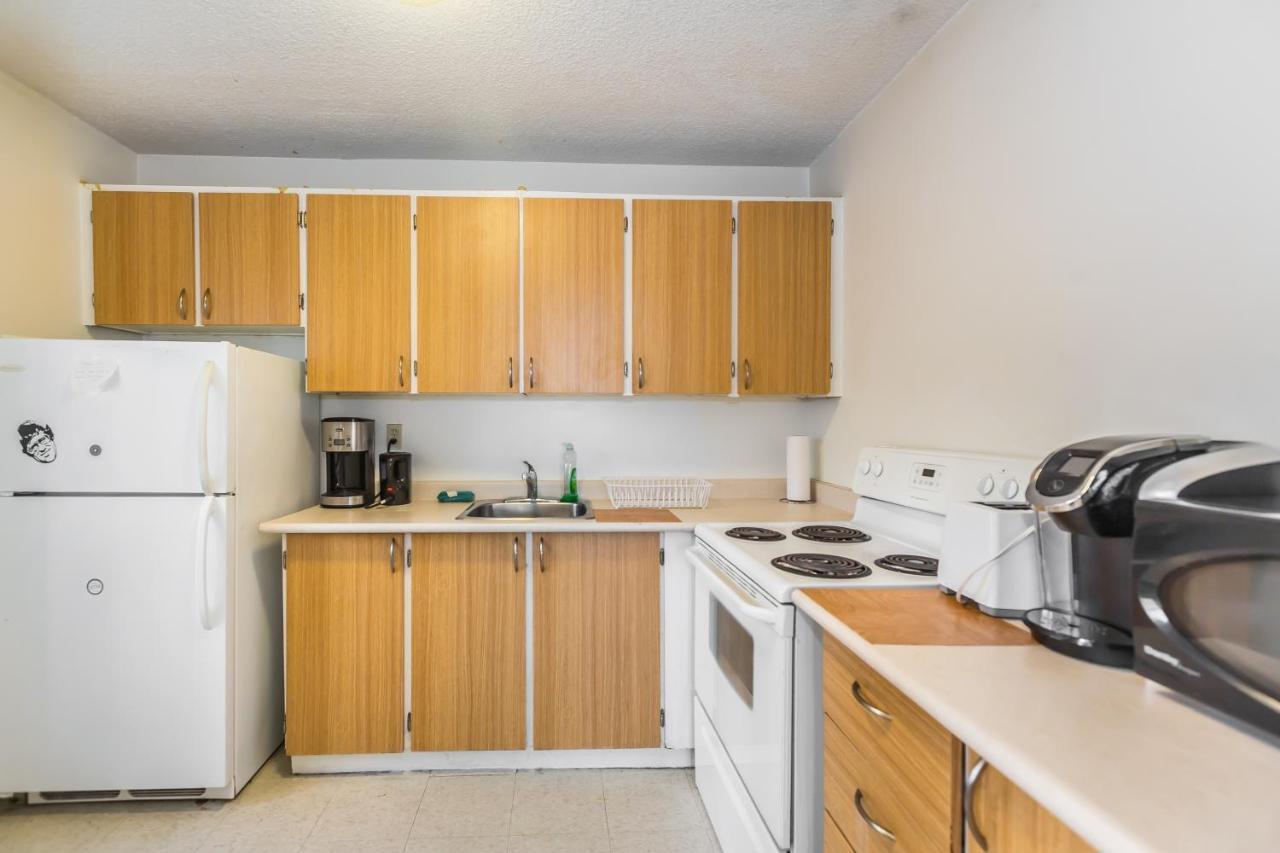 Toronto Furnished Living-Gerard Appartement Buitenkant foto