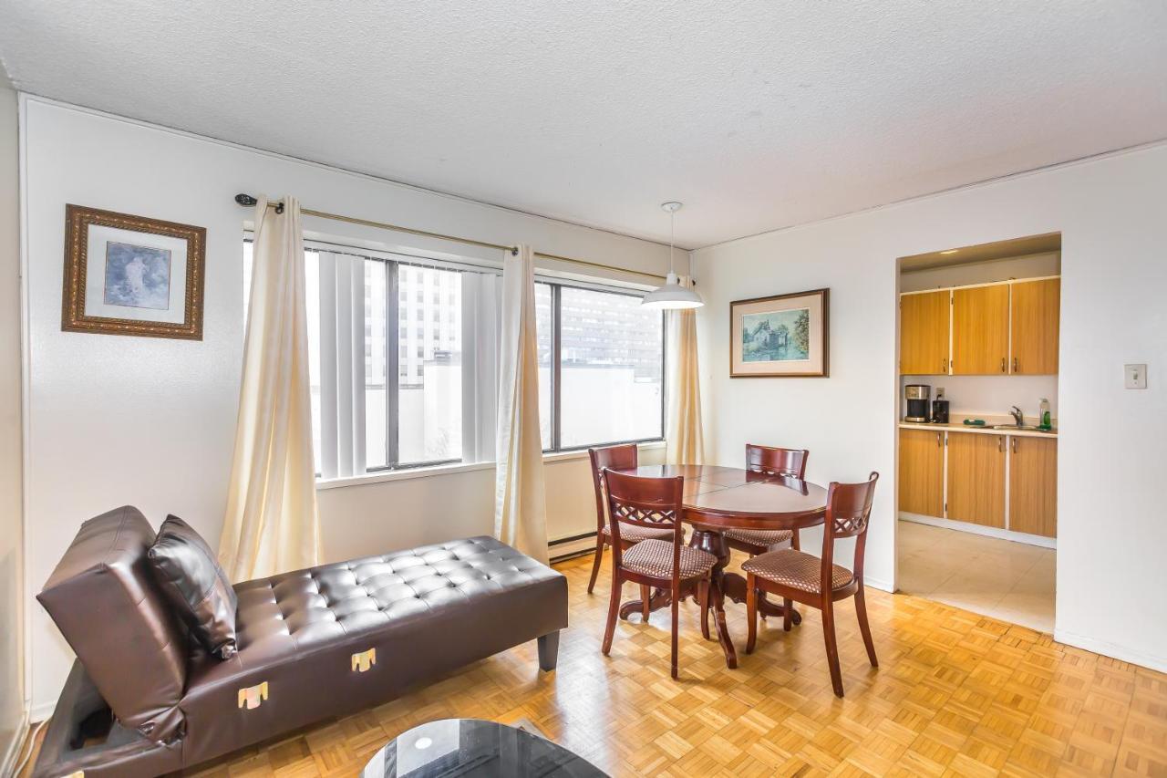 Toronto Furnished Living-Gerard Appartement Buitenkant foto