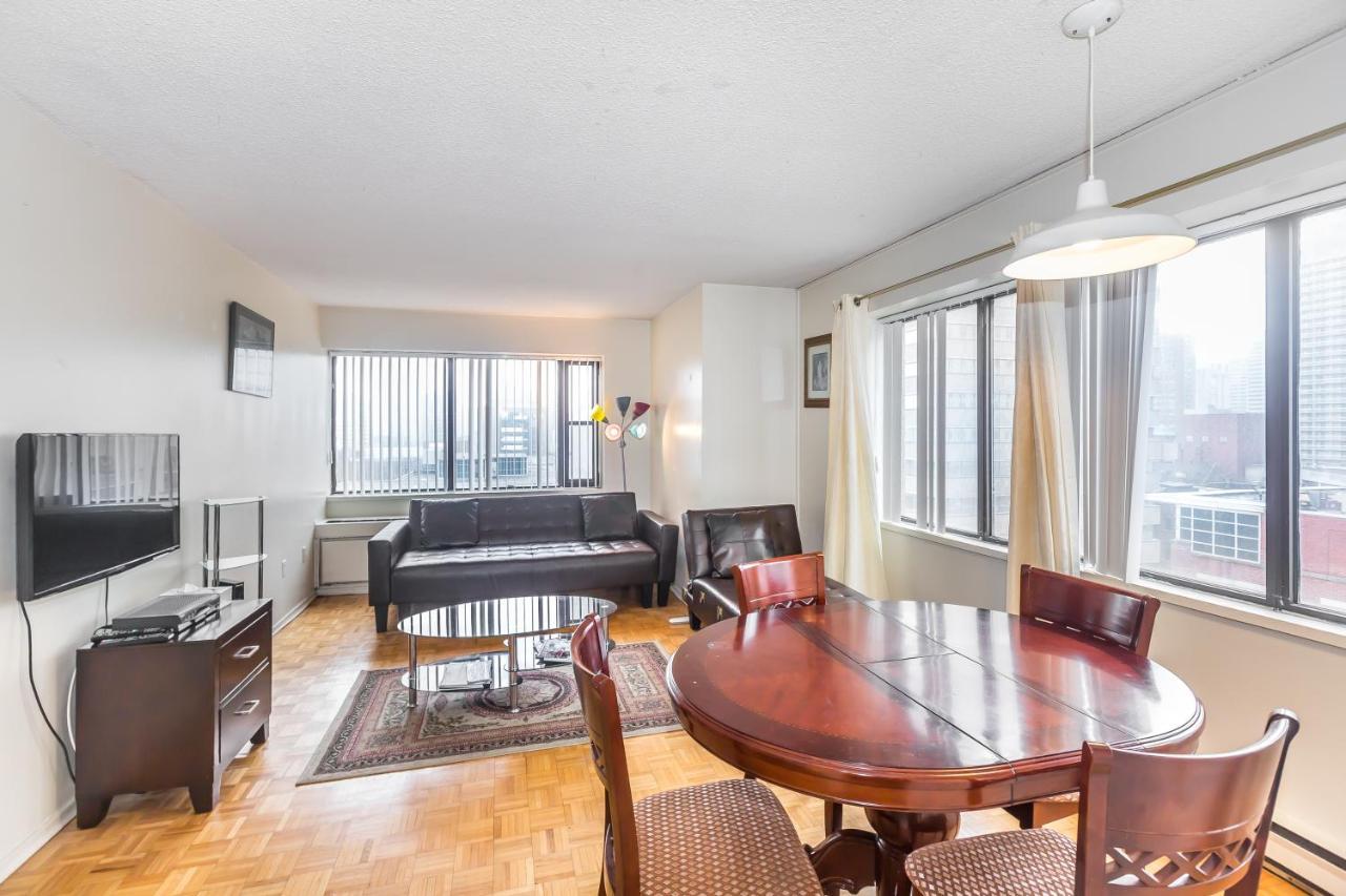 Toronto Furnished Living-Gerard Appartement Buitenkant foto