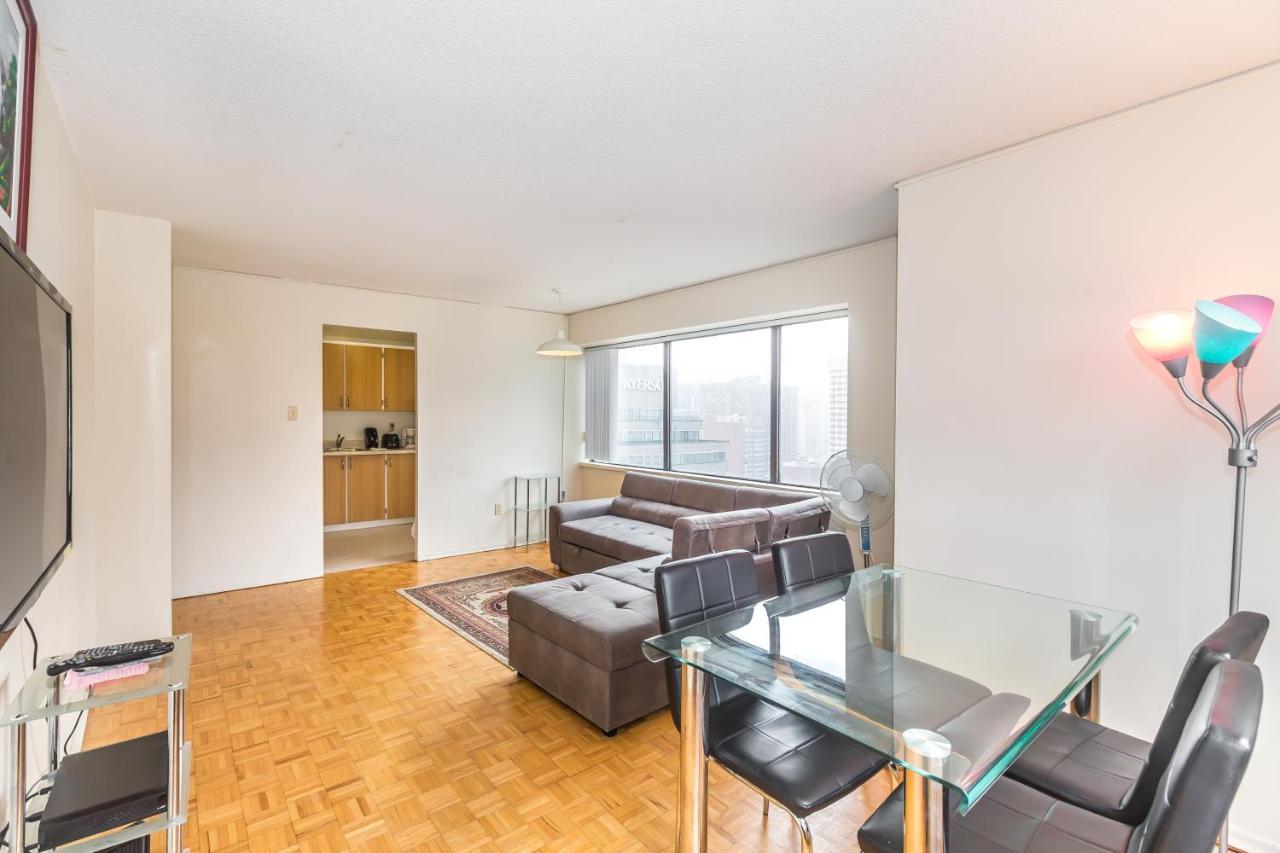 Toronto Furnished Living-Gerard Appartement Buitenkant foto