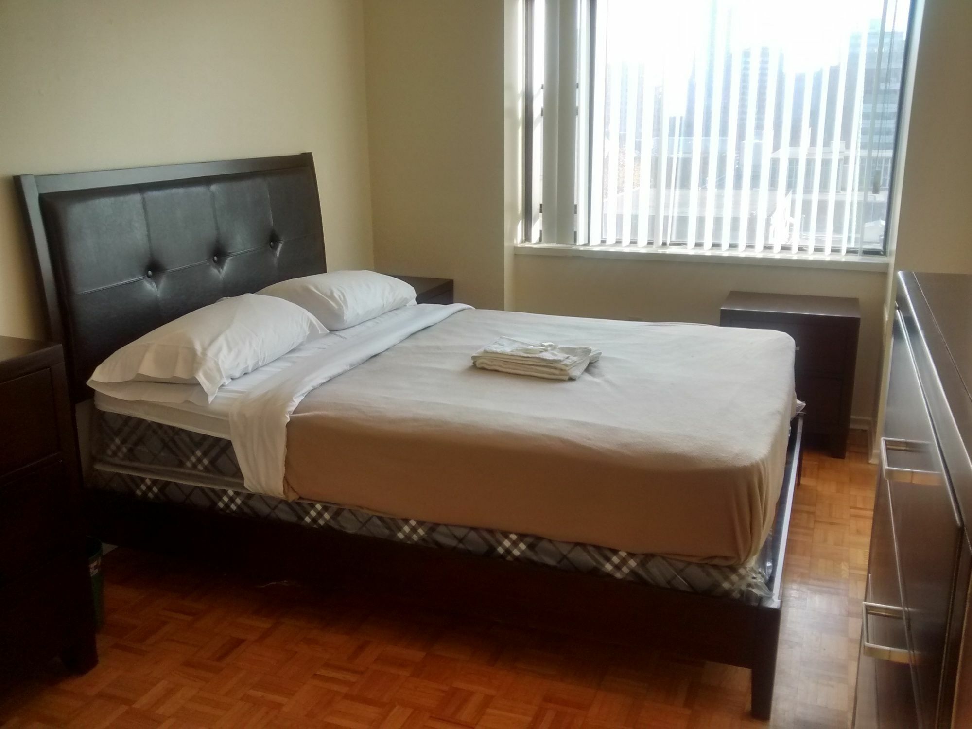 Toronto Furnished Living-Gerard Appartement Buitenkant foto